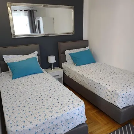 Modern Apartment Ana Rovinj Exteriör bild